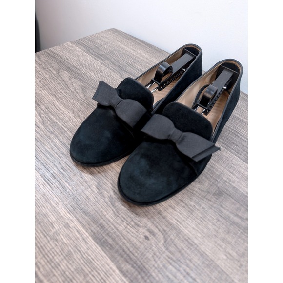 Stuart Weitzman Keegan Bow Loafer Black Suede Bow Flats Women Size 7.5 - Picture 3 of 6